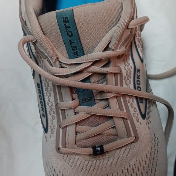 Brooks Beast GTS 23 Men\'s Beige Running Shoes Size 10.5 Preowed main image 7